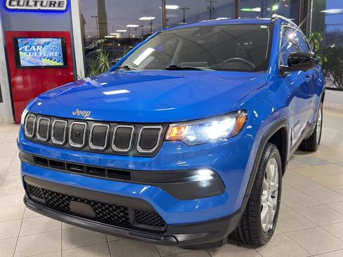Used 2022 Jeep Compass Latitude image 7