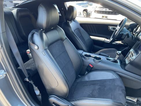 Used 2021 Ford Mustang GT Premium w/ GT Performance Package RWD image 21