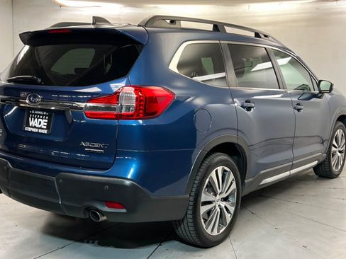 Used 2022 Subaru Ascent Limited w/ Technology Package AWD/4WD image 5