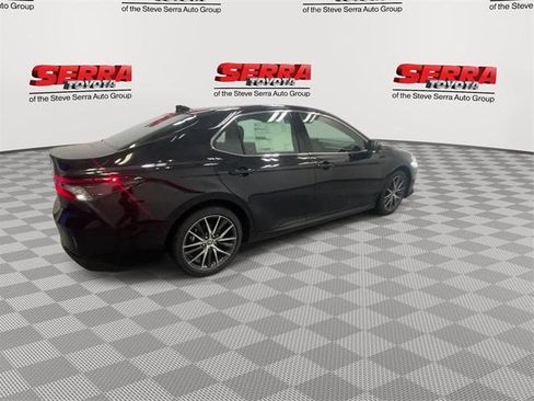 Certified 2024 Toyota Camry XLE image 9