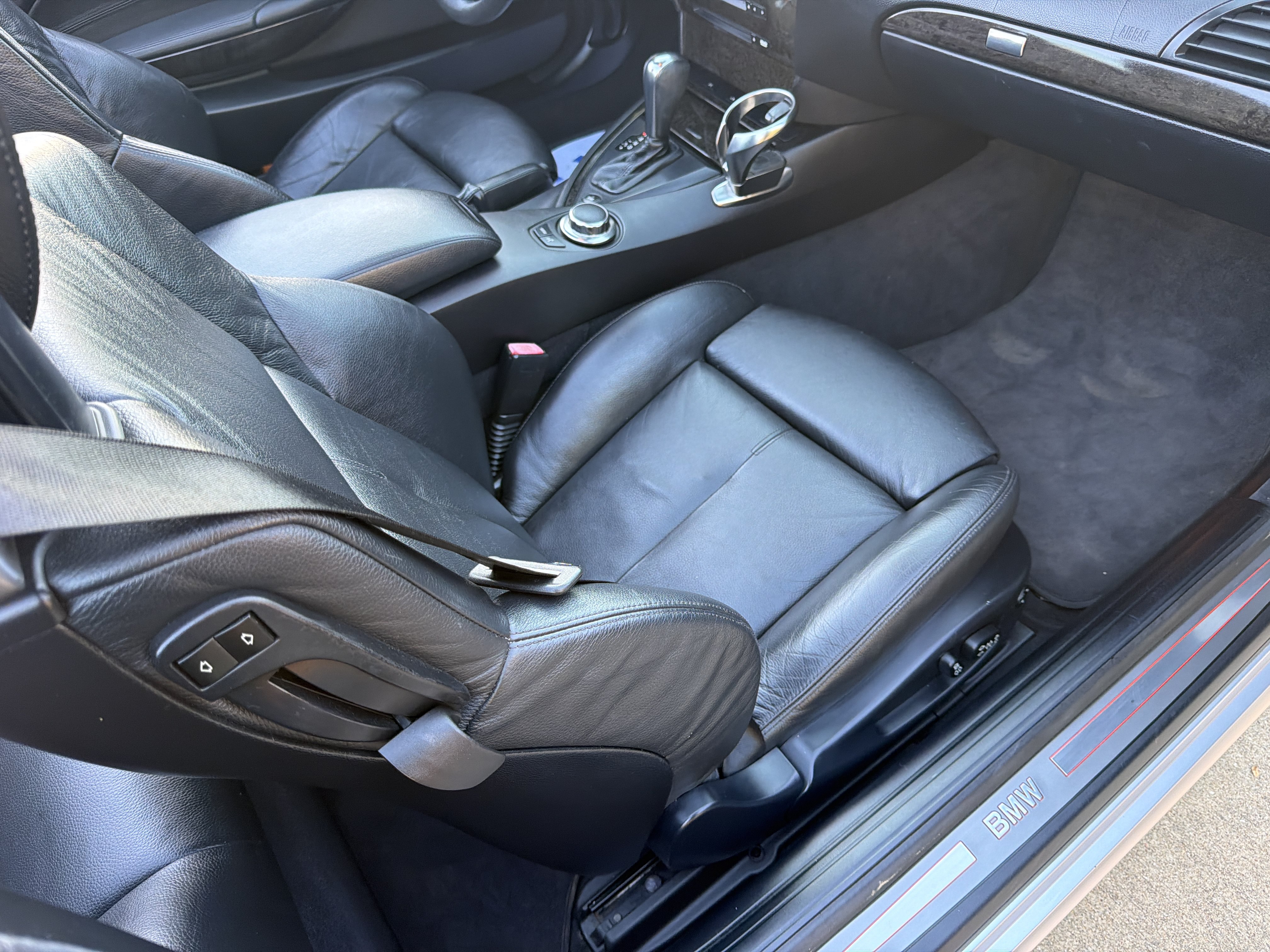 Used 2007 BMW 650i Convertible RWD image 11