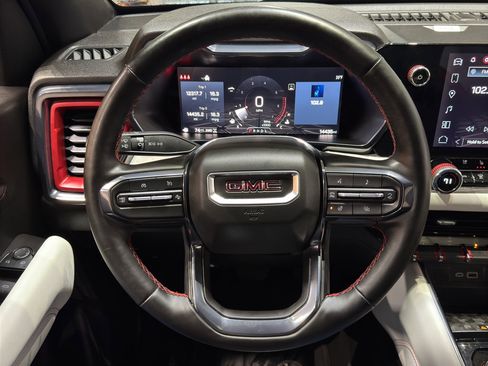 Used 2024 GMC Canyon AT4X image 24