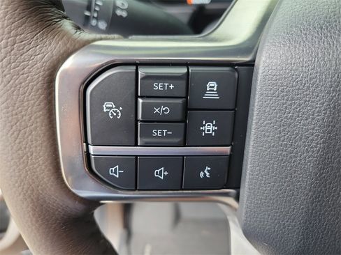 Used 2026 Ford F350 King Ranch w/ FX4 Off-Road Package image 27