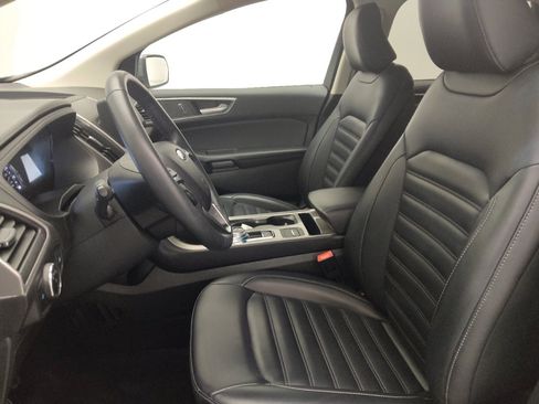 Used 2024 Ford Edge SEL image 17