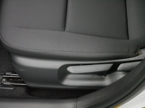 Certified 2025 Toyota Corolla LE image 20