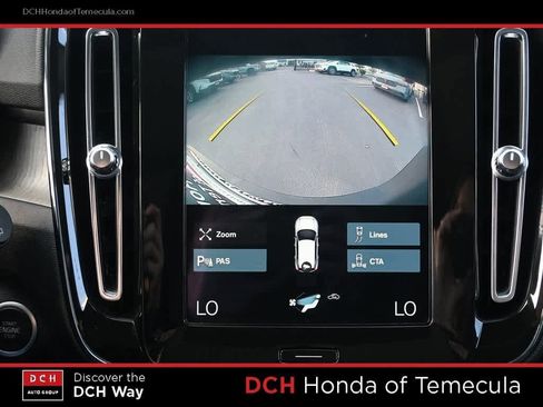 Used 2021 Volvo XC40 T4 Inscription image 26