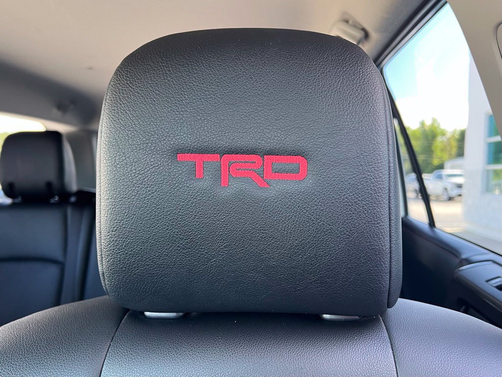Used 2024 Toyota 4Runner TRD Off-Road Premium AWD/4WD image 13