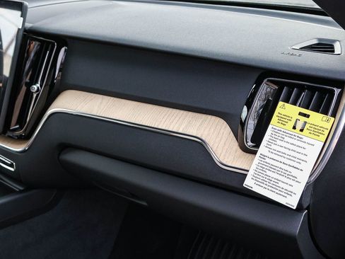 New 2026 Volvo XC60 T8 Plus w/ Protection Package Premier image 18