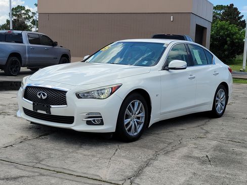 Used 2015 INFINITI Q50 Premium w/ Navigation Package AWD/4WD image 2