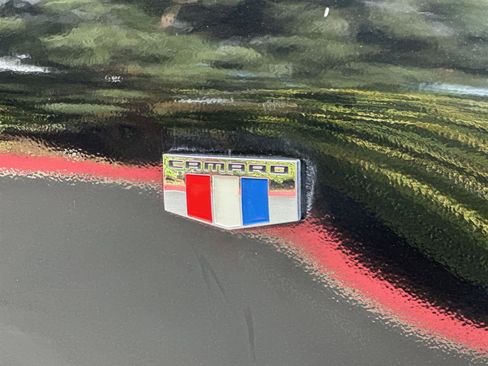 Used 2019 Chevrolet Camaro LT image 7