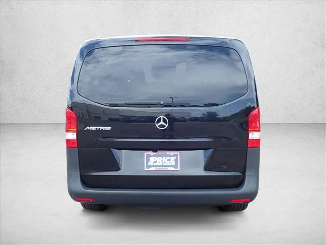 Used 2023 Mercedes-Benz Metris Passenger image 3