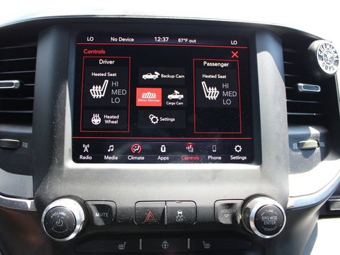 Used 2020 RAM 2500 Big Horn w/ Level 2 Equipment Group AWD/4WD image 38