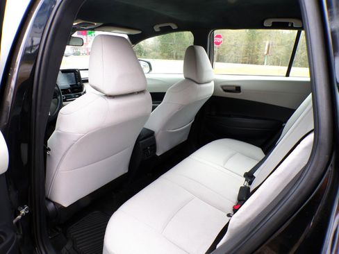 Used 2022 Toyota Corolla Cross L FWD image 34