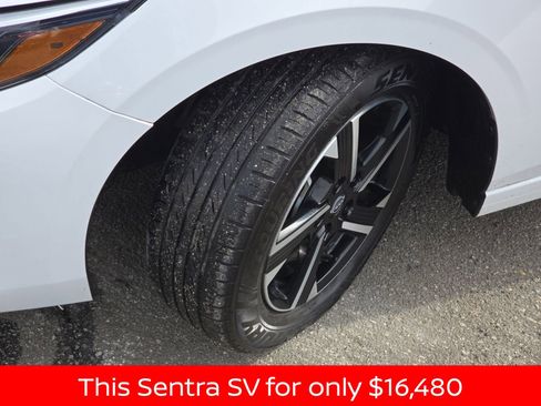 Used 2024 Nissan Sentra SV image 37