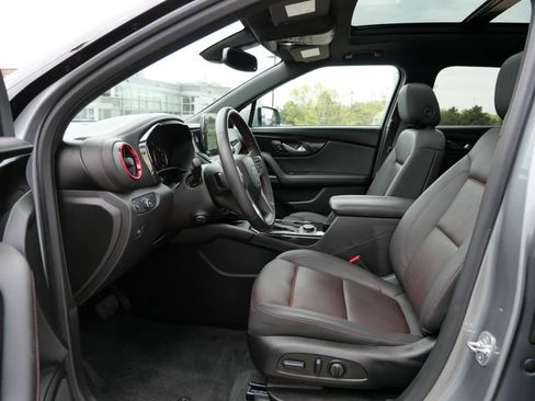Used 2025 Chevrolet Blazer RS w/ Enhanced Convenience Package AWD/4WD image 12