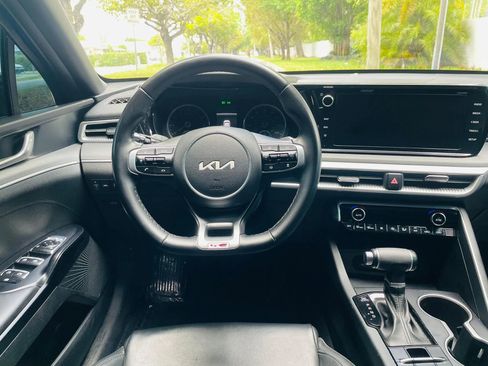 Used 2022 Kia K5 GT-Line w/ GT-Line FWD Premium Package image 12