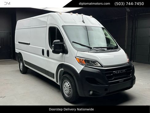 Used 2026 RAM ProMaster 2500 w/ Convenience Group image 8