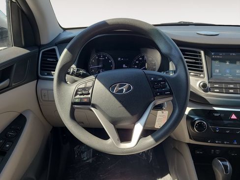Used 2018 Hyundai Tucson SEL FWD image 12