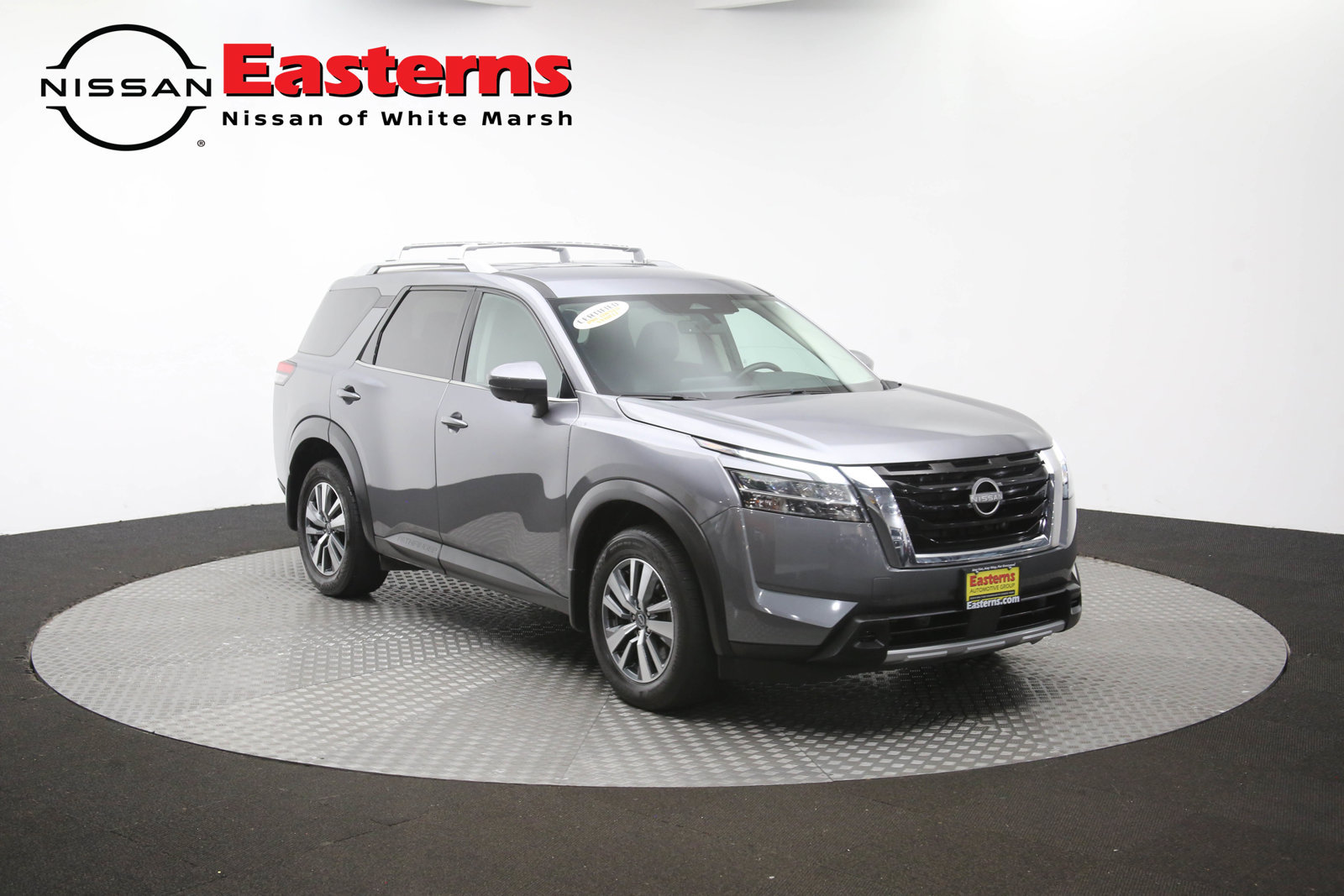 Used 2024 Nissan Pathfinder SL AWD/4WD image 52