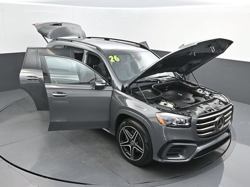 Used 2026 Mercedes-Benz GLS 450 4MATIC image 54