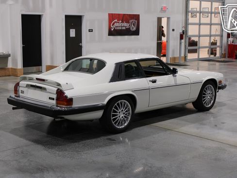 Used 1991 Jaguar XJS V12 Coupe RWD image 33