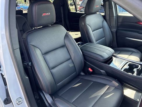 Used 2024 Chevrolet Traverse Z71 w/ LPO, Floor Liner Package AWD/4WD image 21
