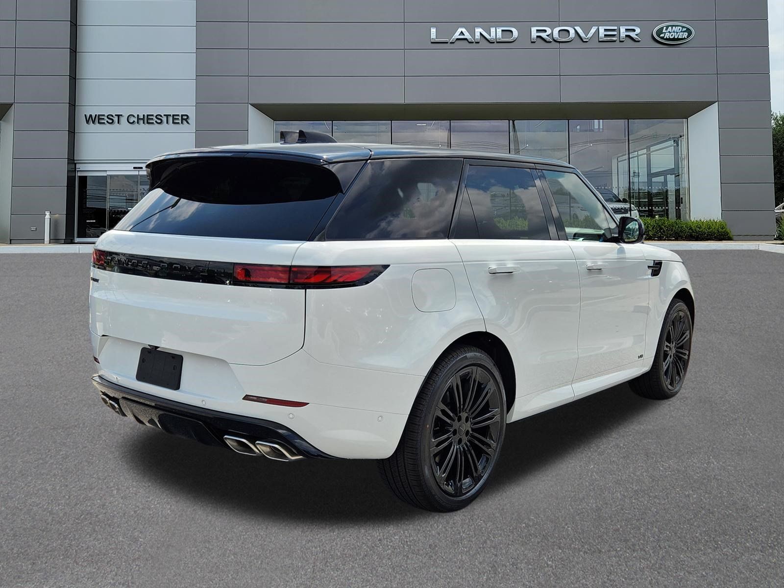 New 2026 Land Rover Range Rover Sport Dynamic SE AWD/4WD image 4