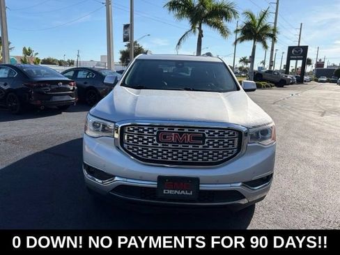 Used 2018 GMC Acadia Denali w/ Technology Package FWD image 2
