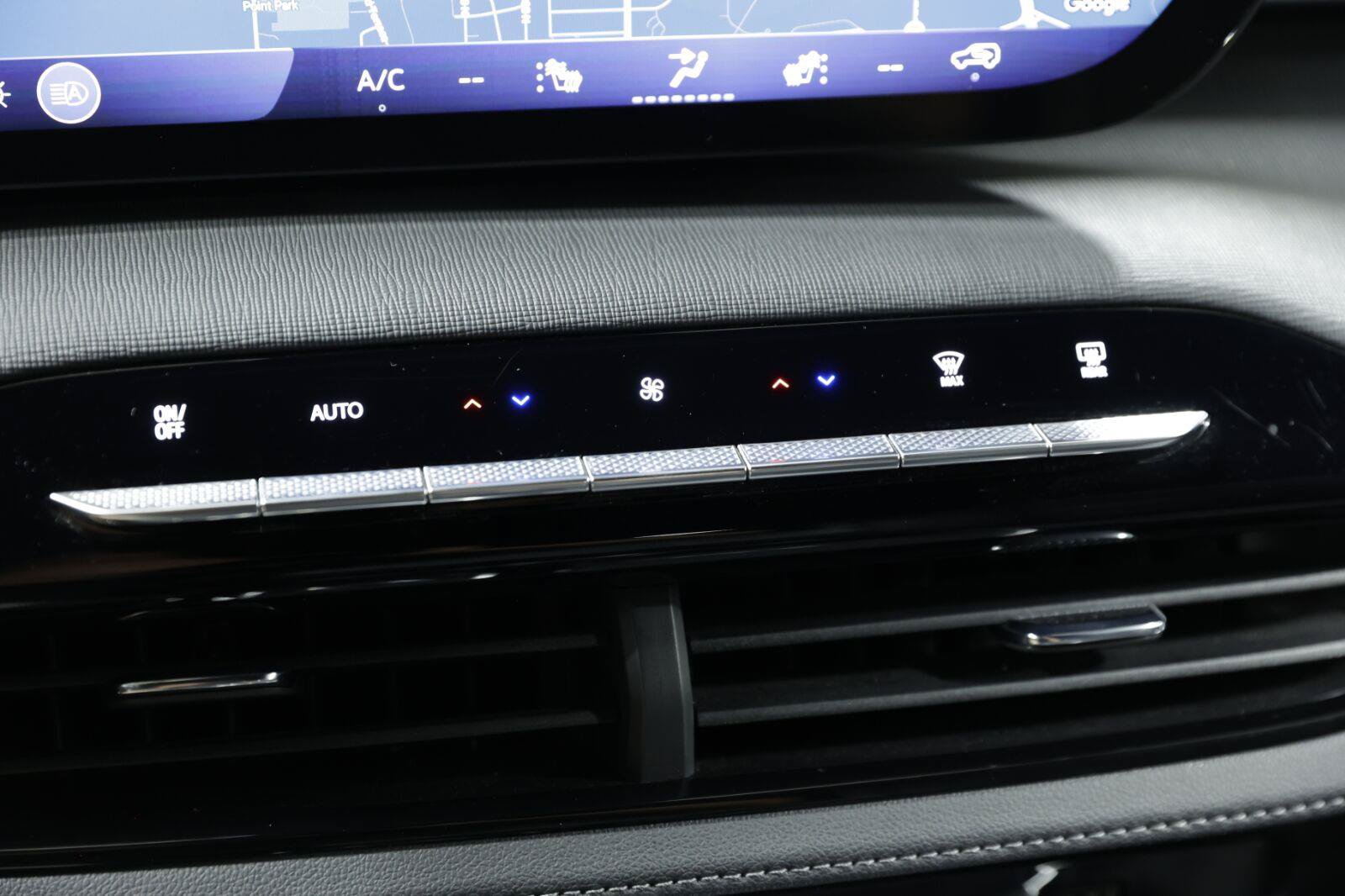 Certified 2026 Buick Enclave Sport Touring AWD/4WD image 48