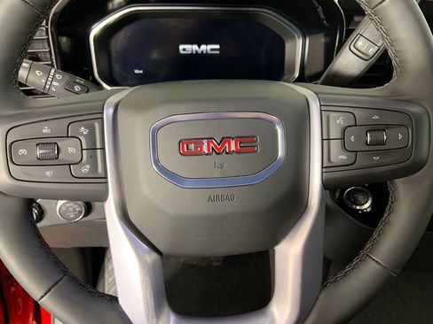 Used 2026 GMC Sierra 1500 Elevation image 32