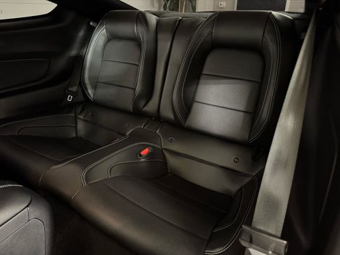 Used 2021 Ford Mustang Shelby GT500 w/ Technology Package image 33