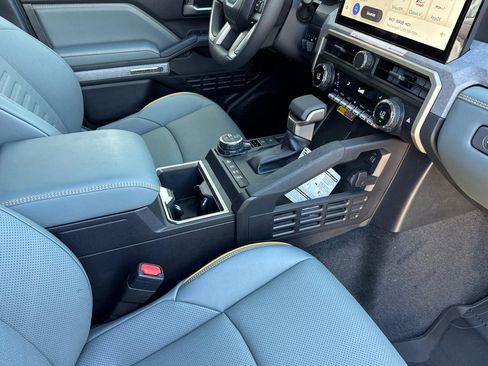 Used 2025 Toyota Tacoma 4x4 Double Cab Hybrid w/ Tow Tech Package image 20