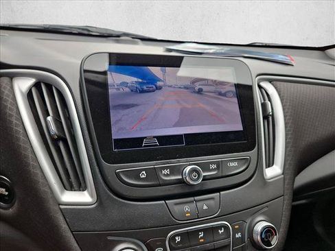 Used 2023 Chevrolet Malibu LT w/ Driver Confidence Package FWD image 12