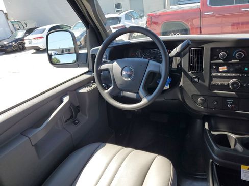New 2026 GMC Savana 2500 Extended RWD image 13