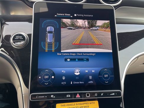 Used 2025 Mercedes-Benz GLC 300 GLC 300 image 12