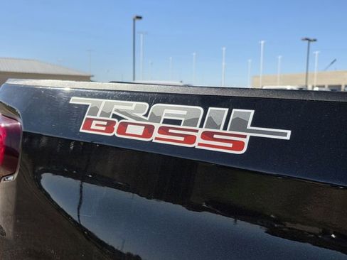Used 2023 Chevrolet Silverado 1500 LT Trail Boss image 31