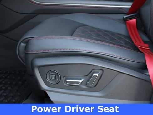 New 2026 Audi SQ8 Prestige image 3