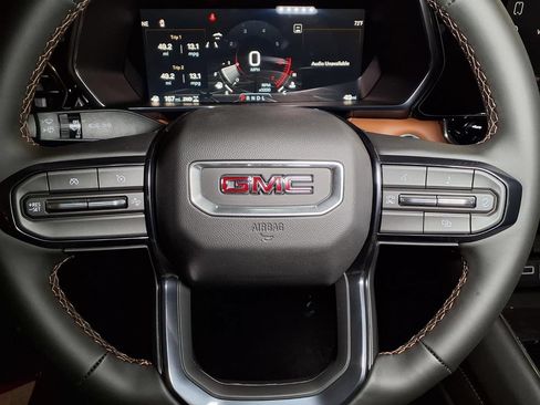 New 2026 GMC Canyon AT4 w/ Technology Plus Package AWD/4WD image 20