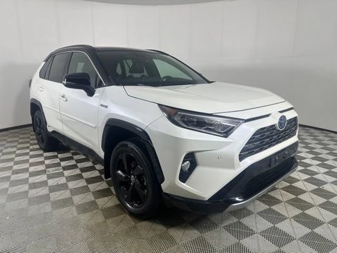Used 2021 Toyota RAV4 XSE AWD/4WD image 1