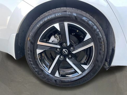 Used 2024 Nissan Sentra SV w/ All-Weather Package FWD image 11
