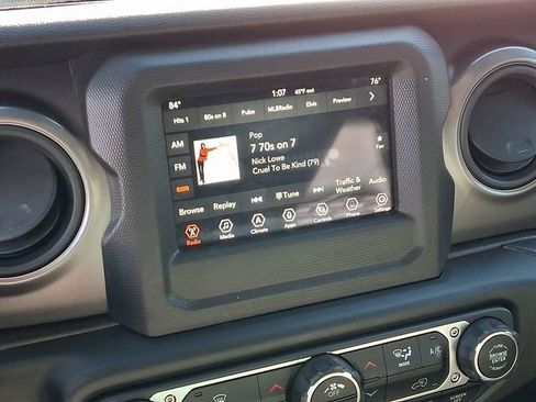 Used 2021 Jeep Wrangler Unlimited Sport image 20