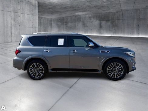 Used 2019 INFINITI QX80 Luxe w/ 22" Wheel Package image 8
