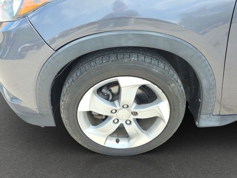 Used 2018 Honda HR-V LX image 4