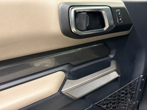 Used 2023 Ford Bronco Wildtrak AWD/4WD image 29