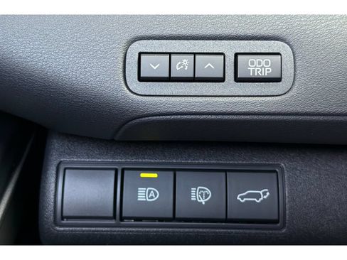 New 2026 Toyota bZ FWD image 30
