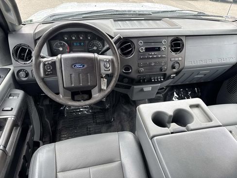 Used 2016 Ford F450 XL w/ Power Equipment Group image 19
