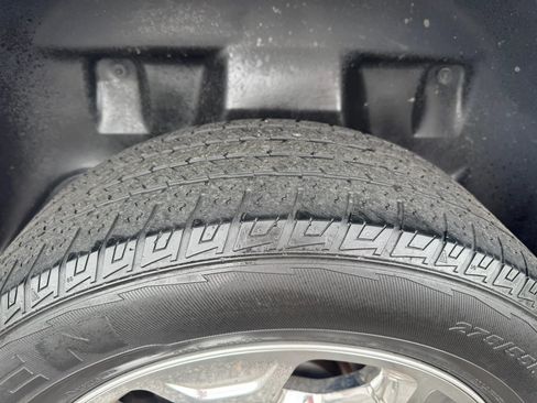 Used 2019 RAM 1500 Big Horn AWD/4WD image 14