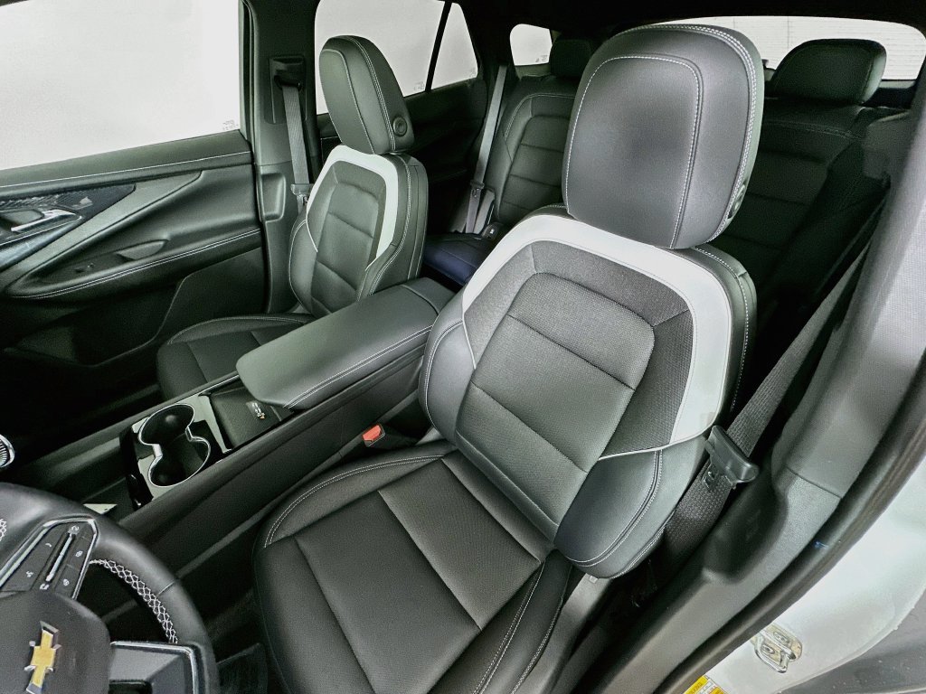 Used 2025 Chevrolet Blazer EV LT AWD/4WD image 24