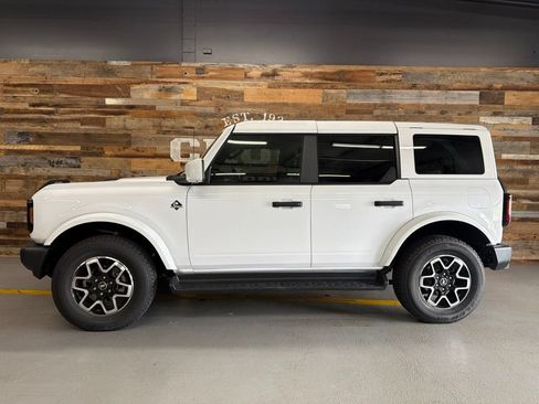 Used 2026 Ford Bronco Outer Banks AWD/4WD image 11