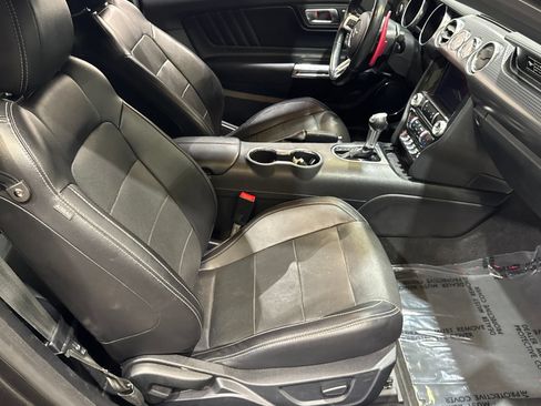 Used 2020 Ford Mustang GT Premium RWD image 34